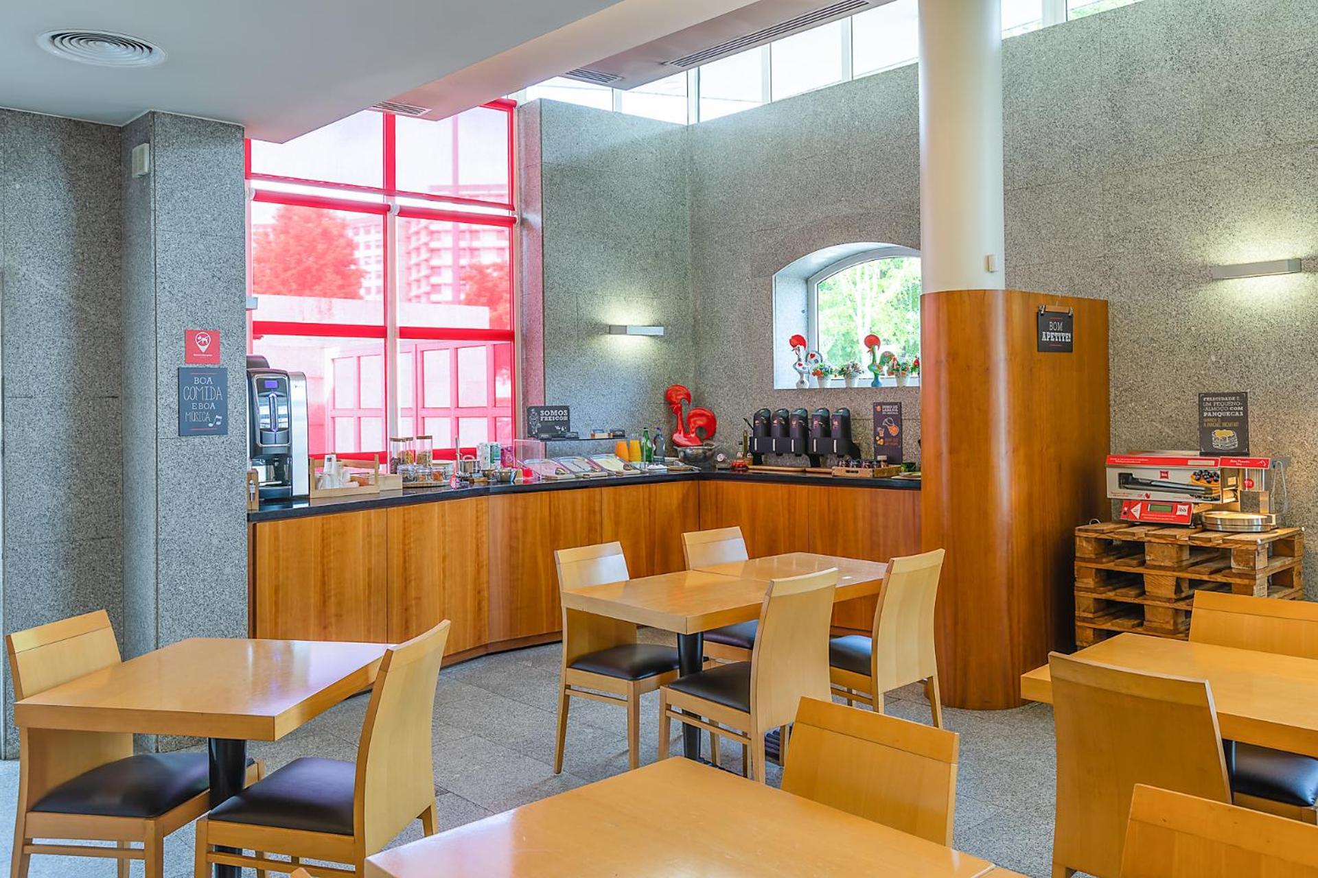 Hotel Ibis Guimarães Eksteriør billede